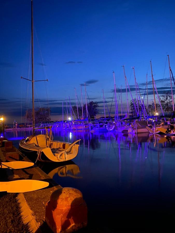 Silver203 Siófok Exteriör bild